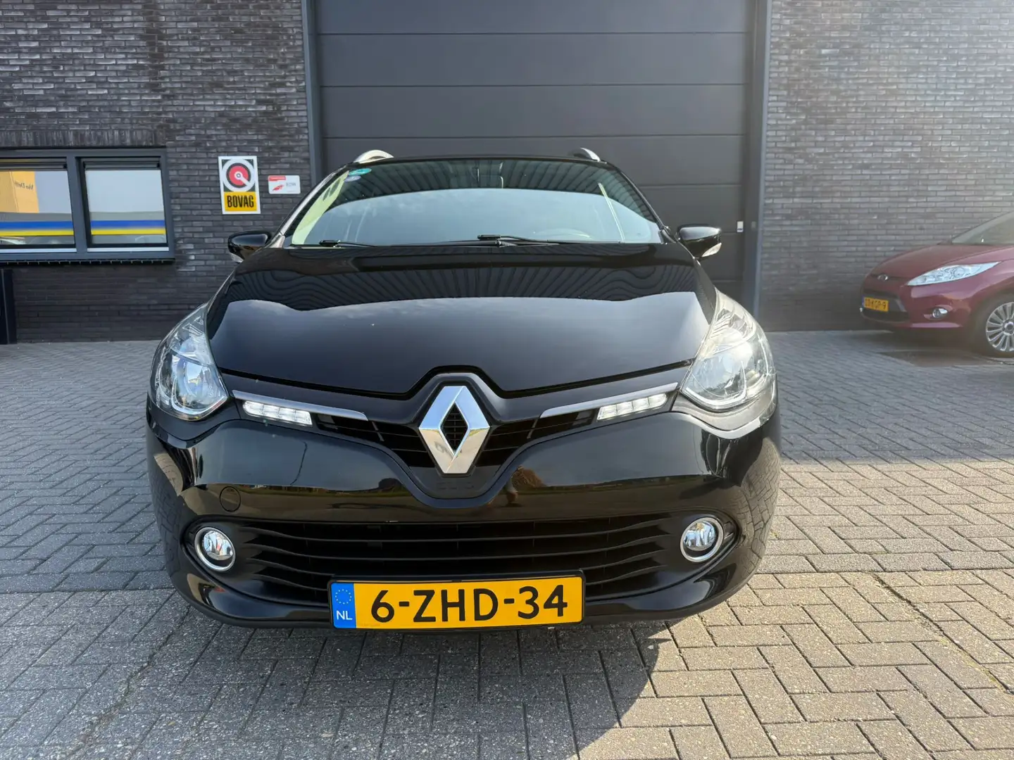 Renault Clio Estate 0.9 TCe Night&Day | 2E EIGENAAR | 12MND GAR Schwarz - 2