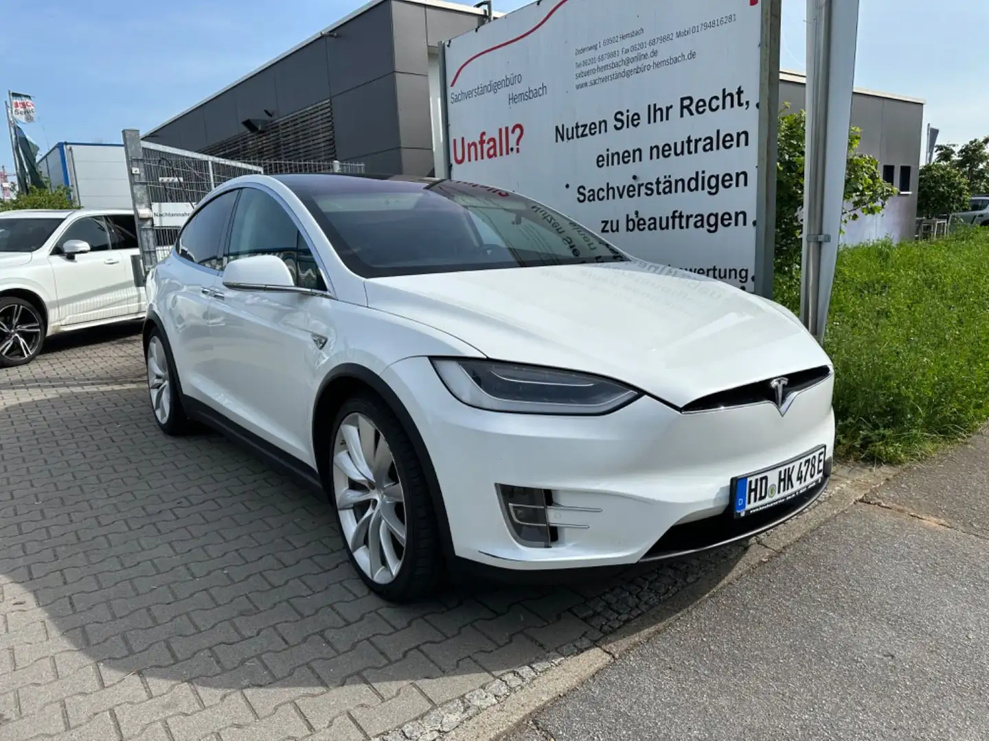 Tesla Model X Perform. Dual 90 6 Sitzer NO FREE Charge Weiß - 2