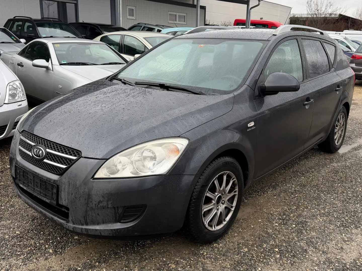 Kia Ceed / cee'd Ceed 1.4 CVVT LX Basis Grau - 1