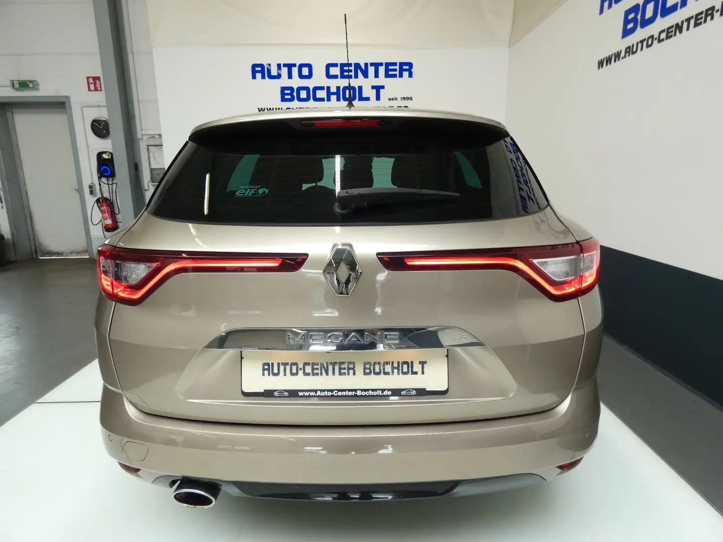 Renault Megane IV Grandtour BOSE-Edition*Navi*AHK*BOSE - 2