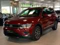 Volkswagen Tiguan Comfortline 4Motion Panorama AHK ACC Rood - thumbnail 2