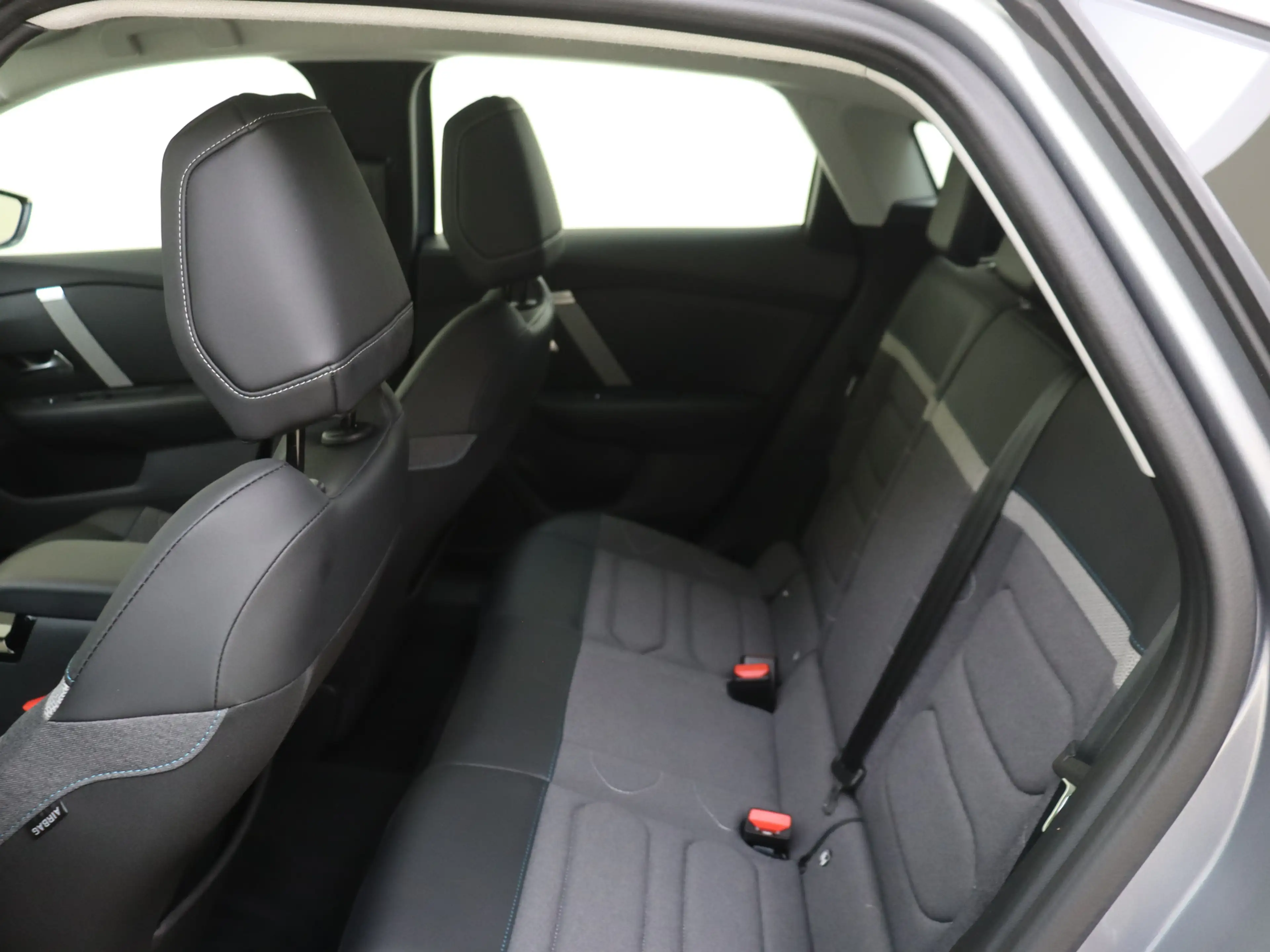 Citroen E-C4 Electric You 50 kWh — photo 12