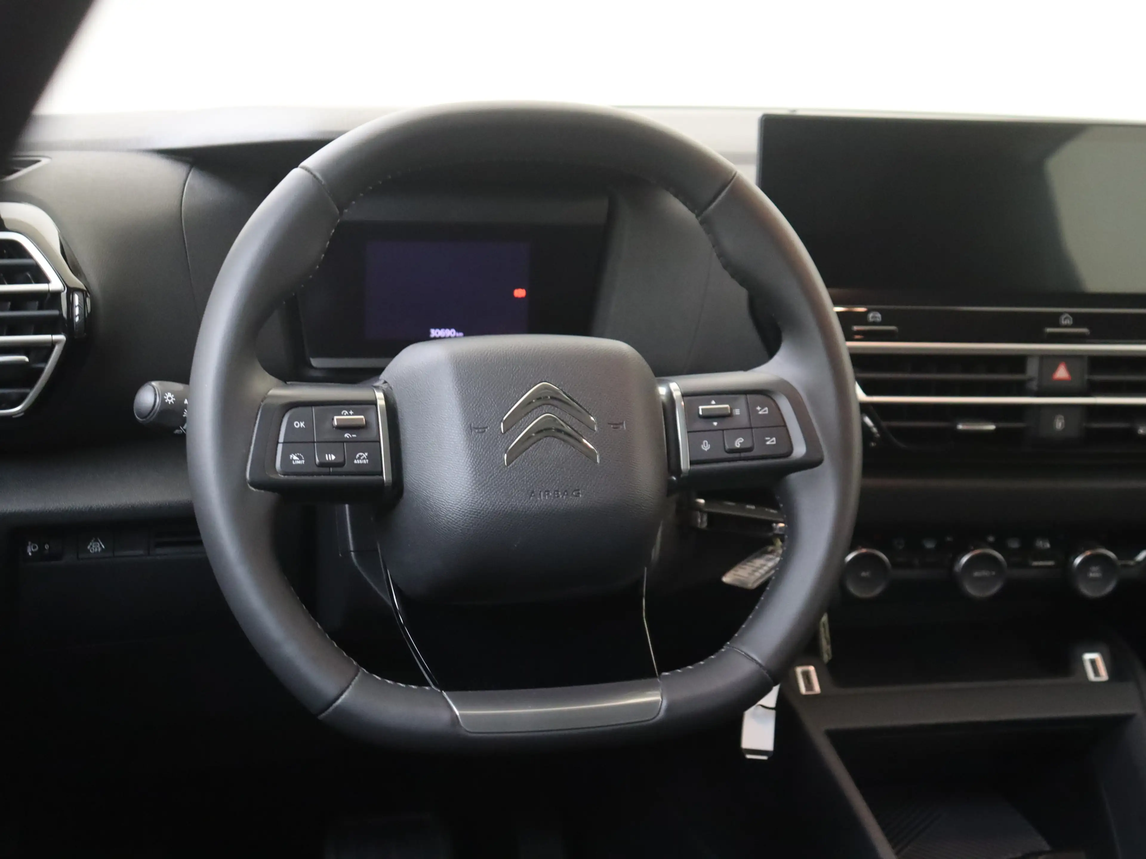 Citroen E-C4 Electric You 50 kWh — photo 6