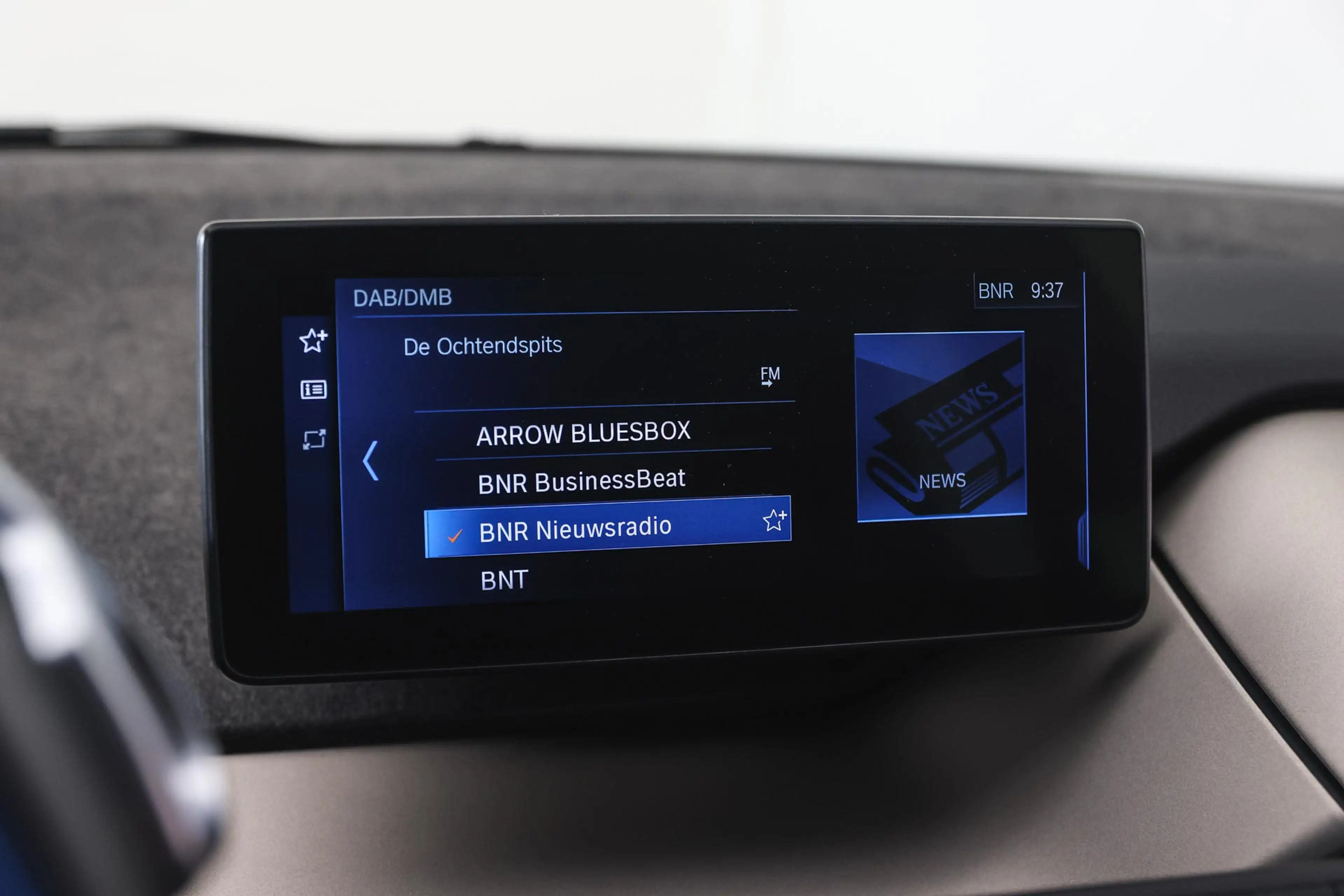 BMW i3 Executive / Achteruitrijcamera / Driving Assistant — photo 15