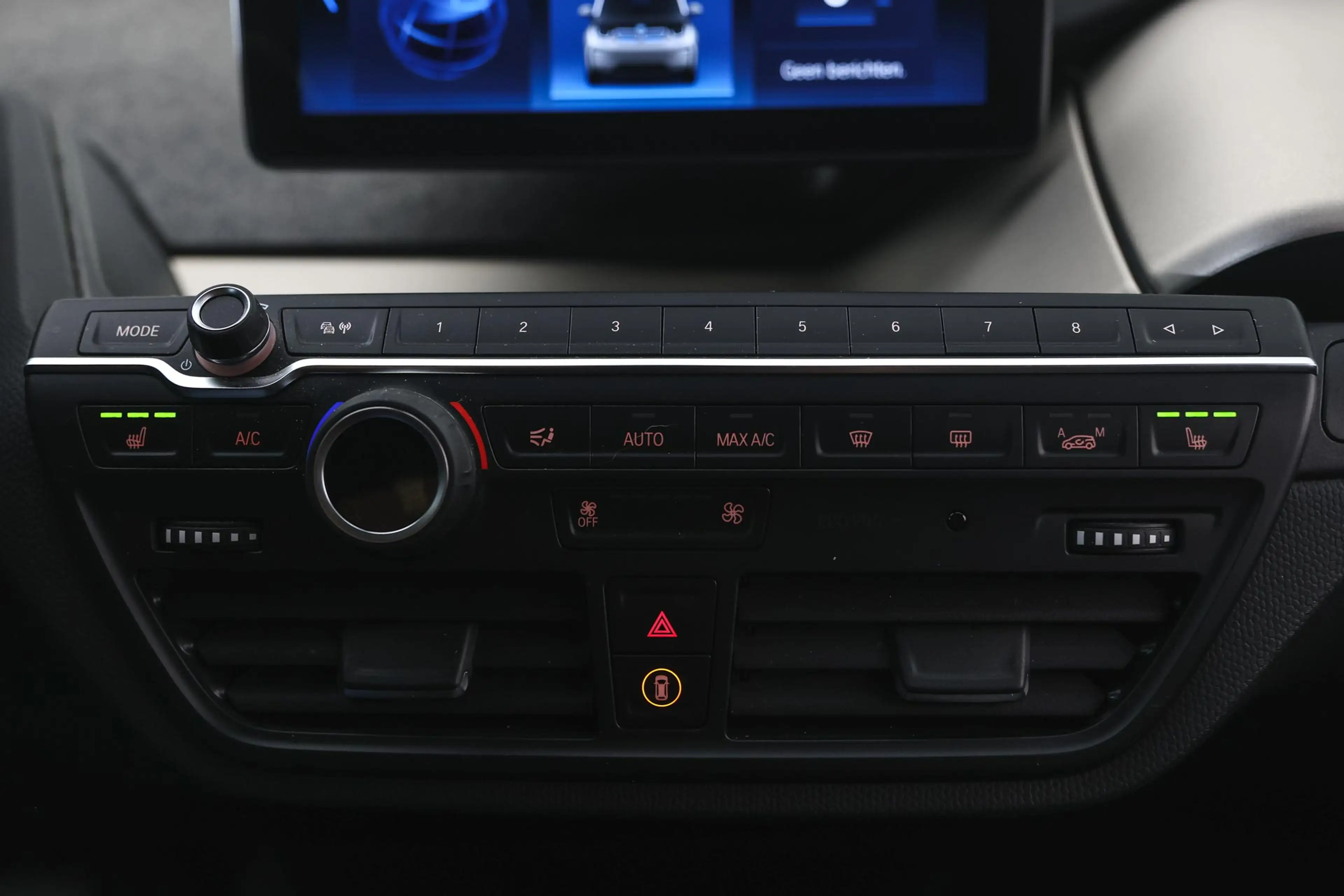 BMW i3 Executive / Achteruitrijcamera / Driving Assistant — photo 12