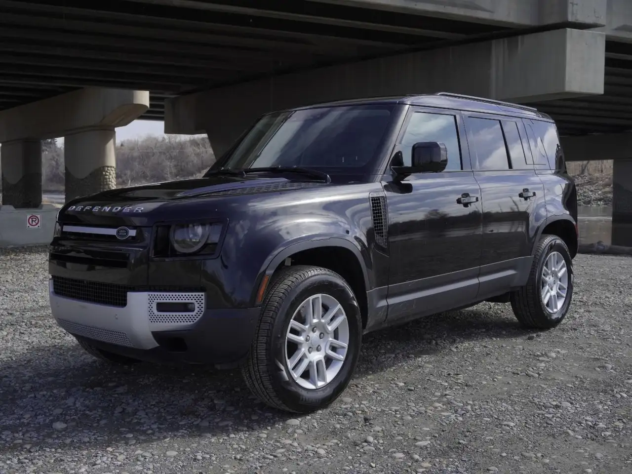 2025 Land Rover Defender