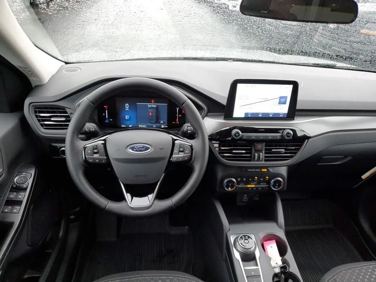 Ford Escape снимка Ford Escape