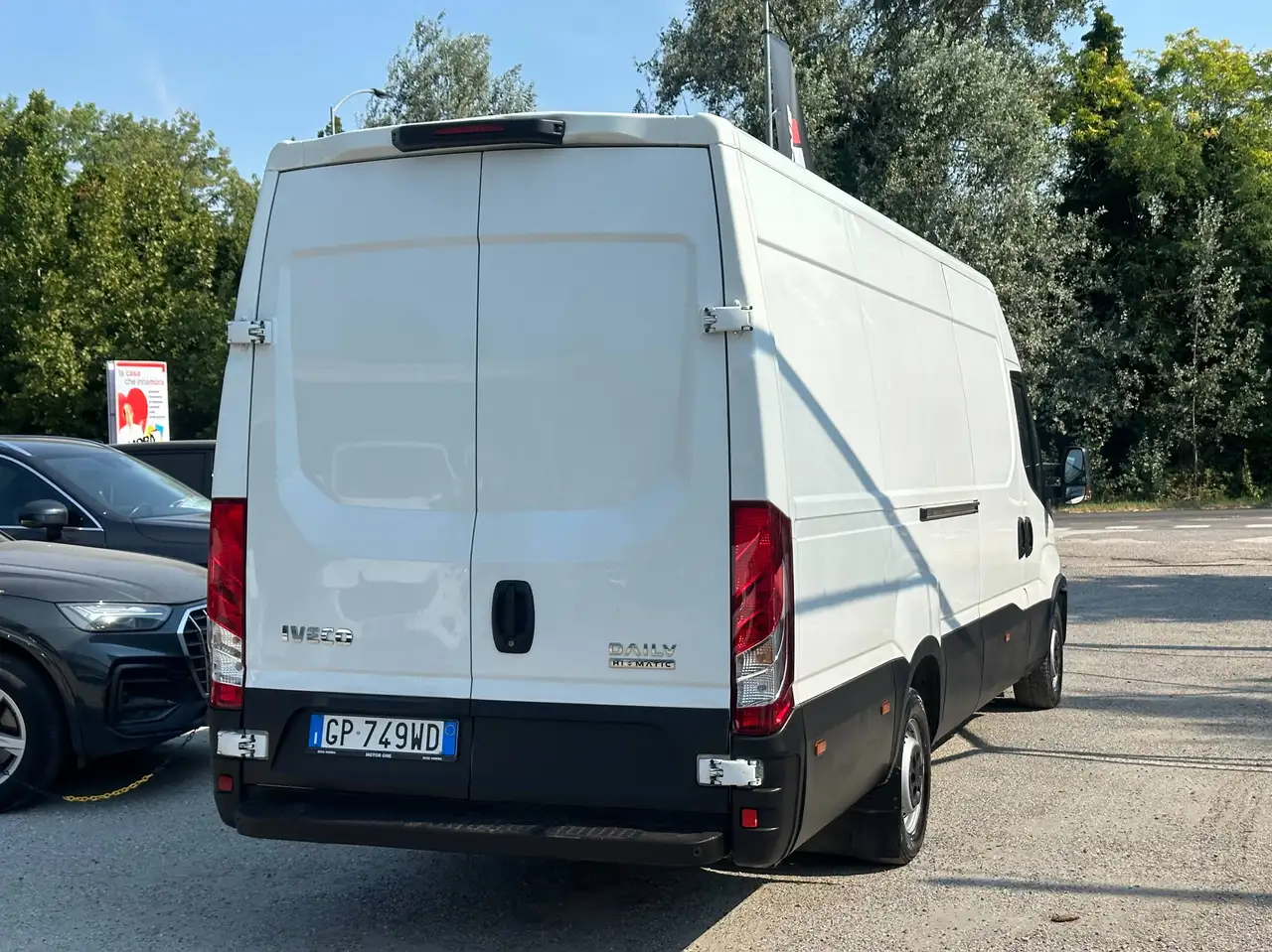 Iveco Daily 2021 — фото 10