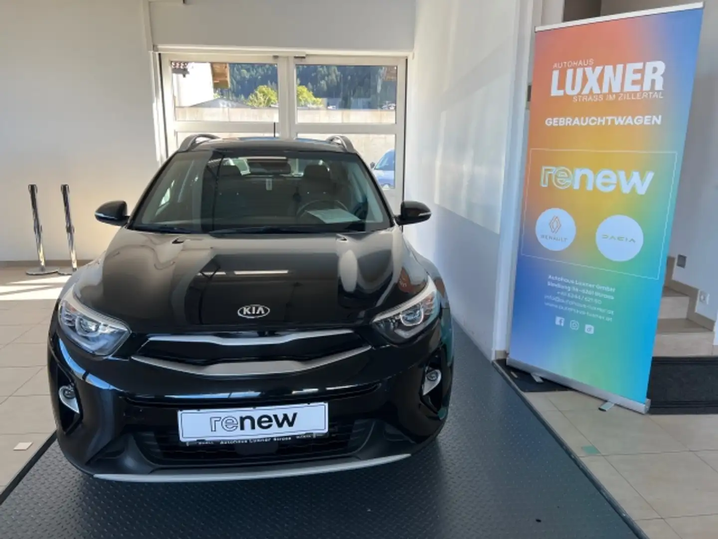 Kia Stonic KIA StonicGold1,4MPI Schwarz - 2