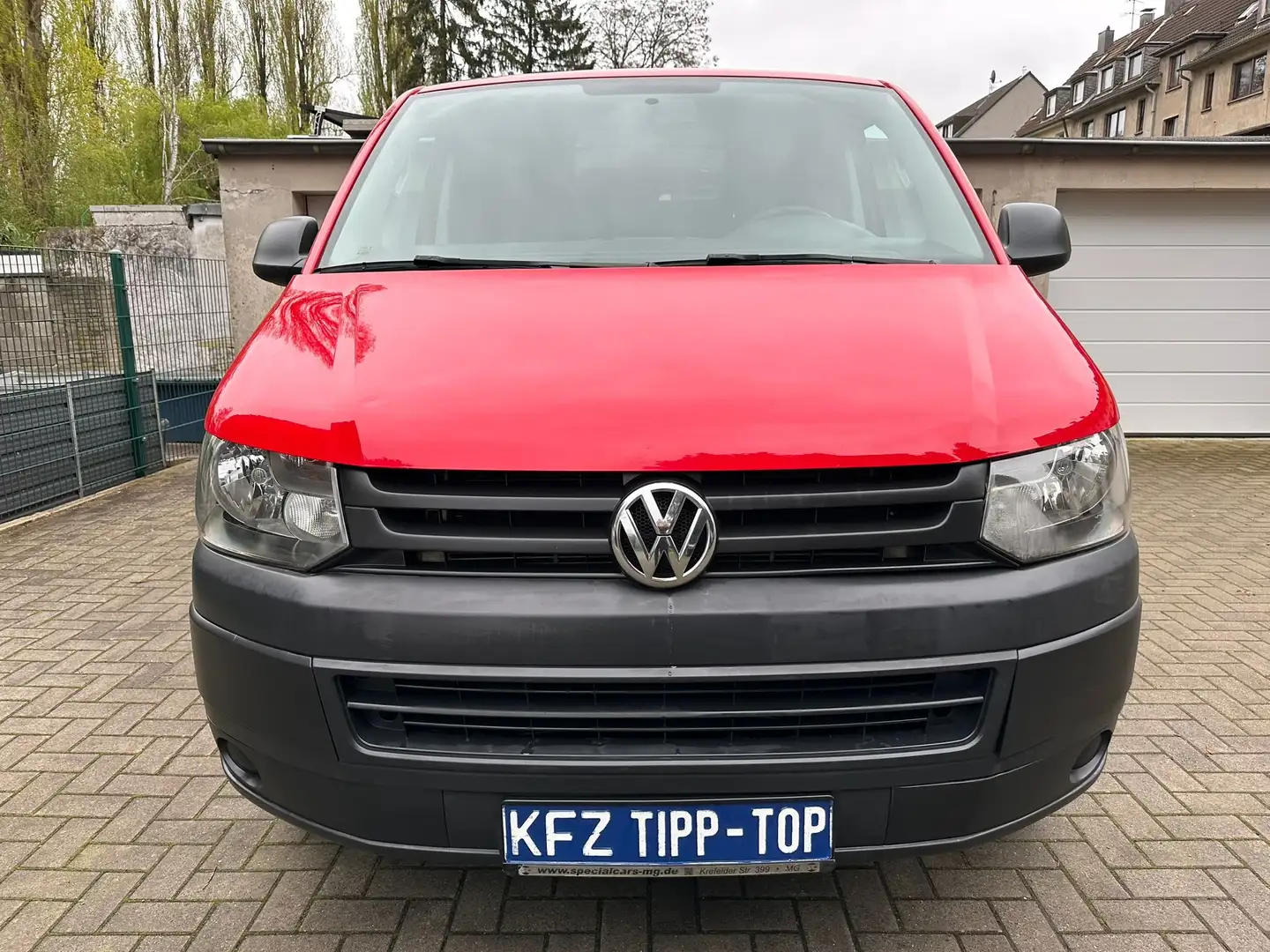 Volkswagen T5 Transporter Kasten/Klima/AHK/Zahnriemen Neu/Tüv Neu/2.Hand Rojo - 1