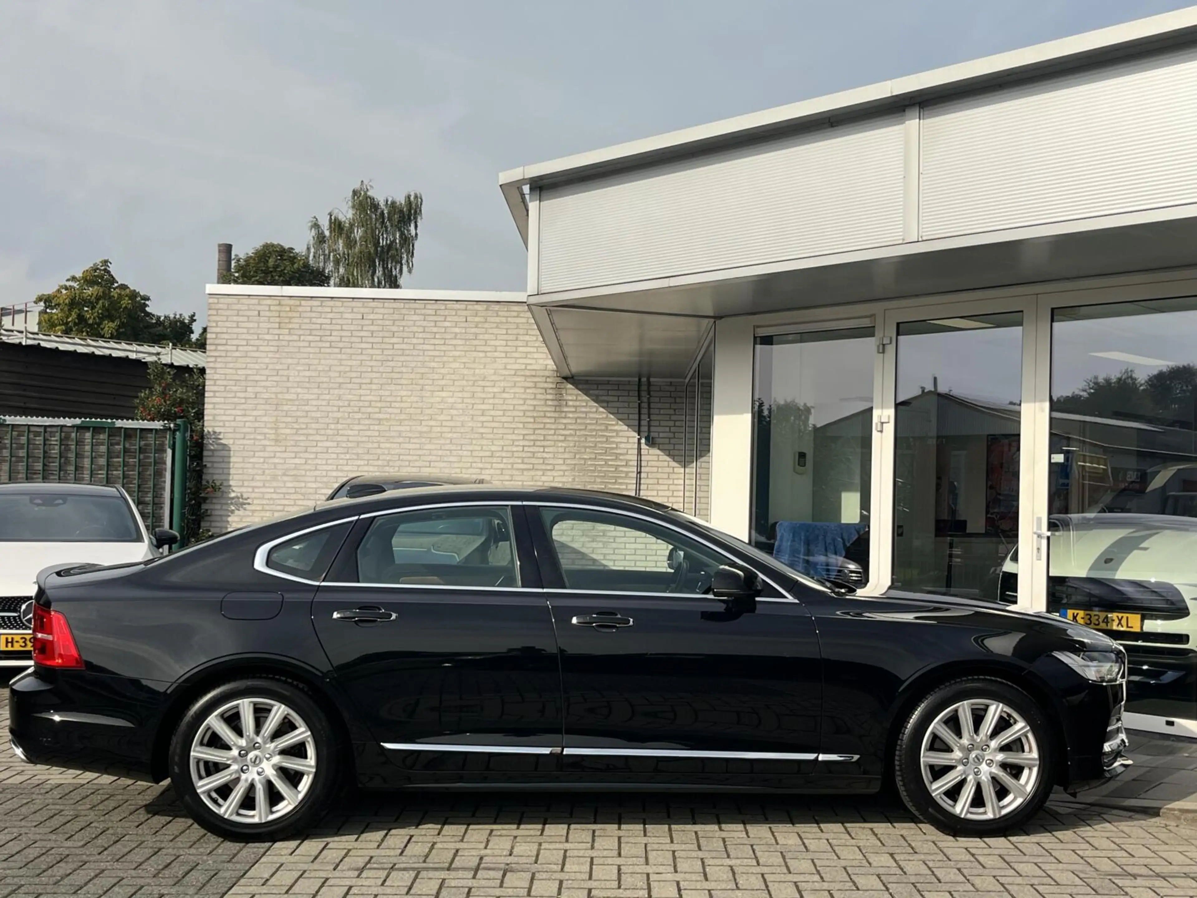 Volvo S90 2.0 T4 Inscription 190PK NL AUTO ACC+SPORTSTOELEN — photo 3
