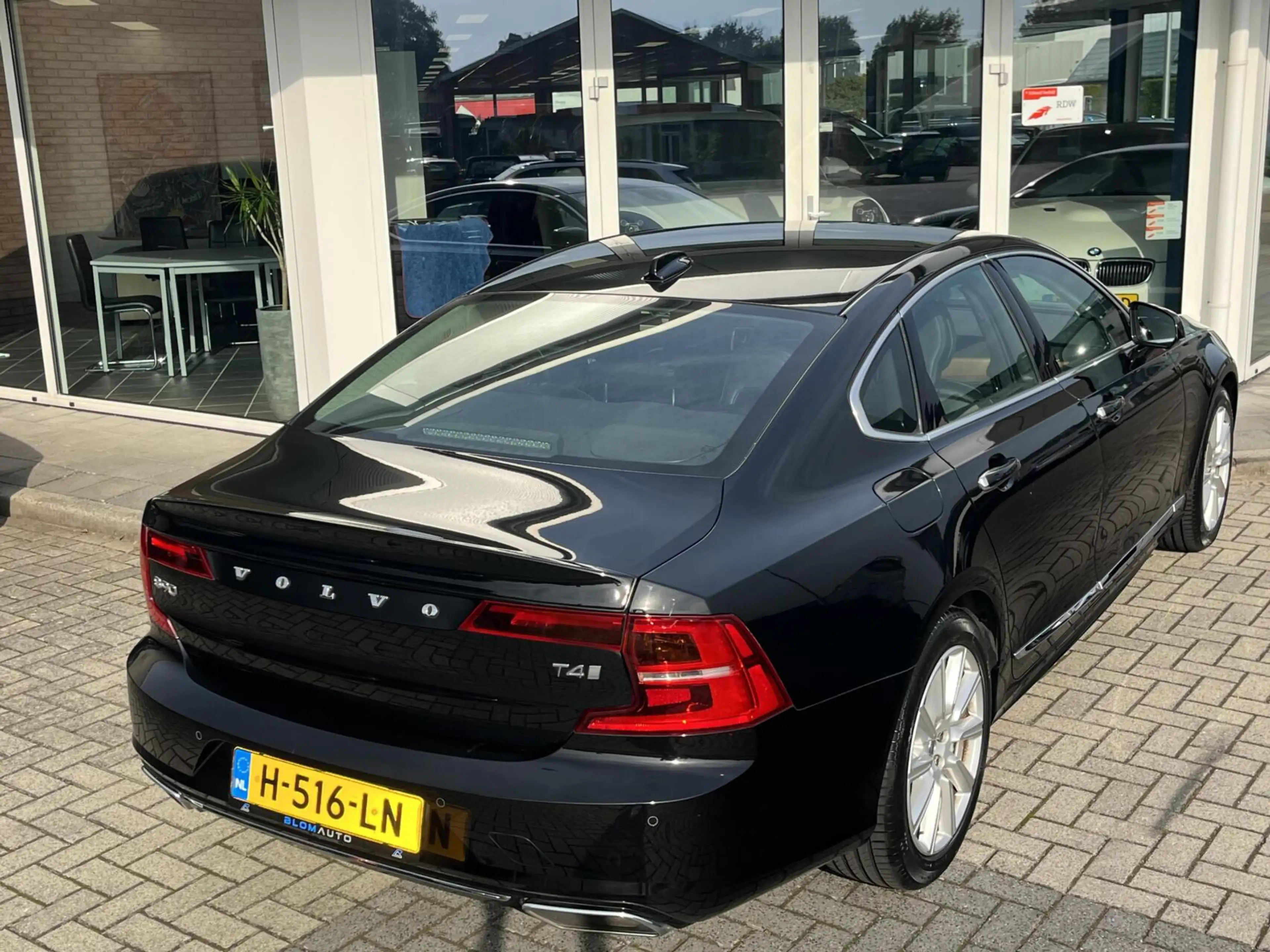 Volvo S90 2.0 T4 Inscription 190PK NL AUTO ACC+SPORTSTOELEN — photo 12