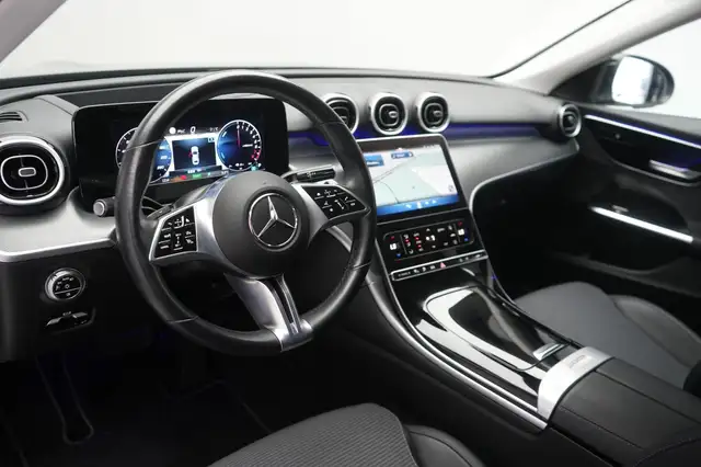 Mercedes-Benz C-Class view 13