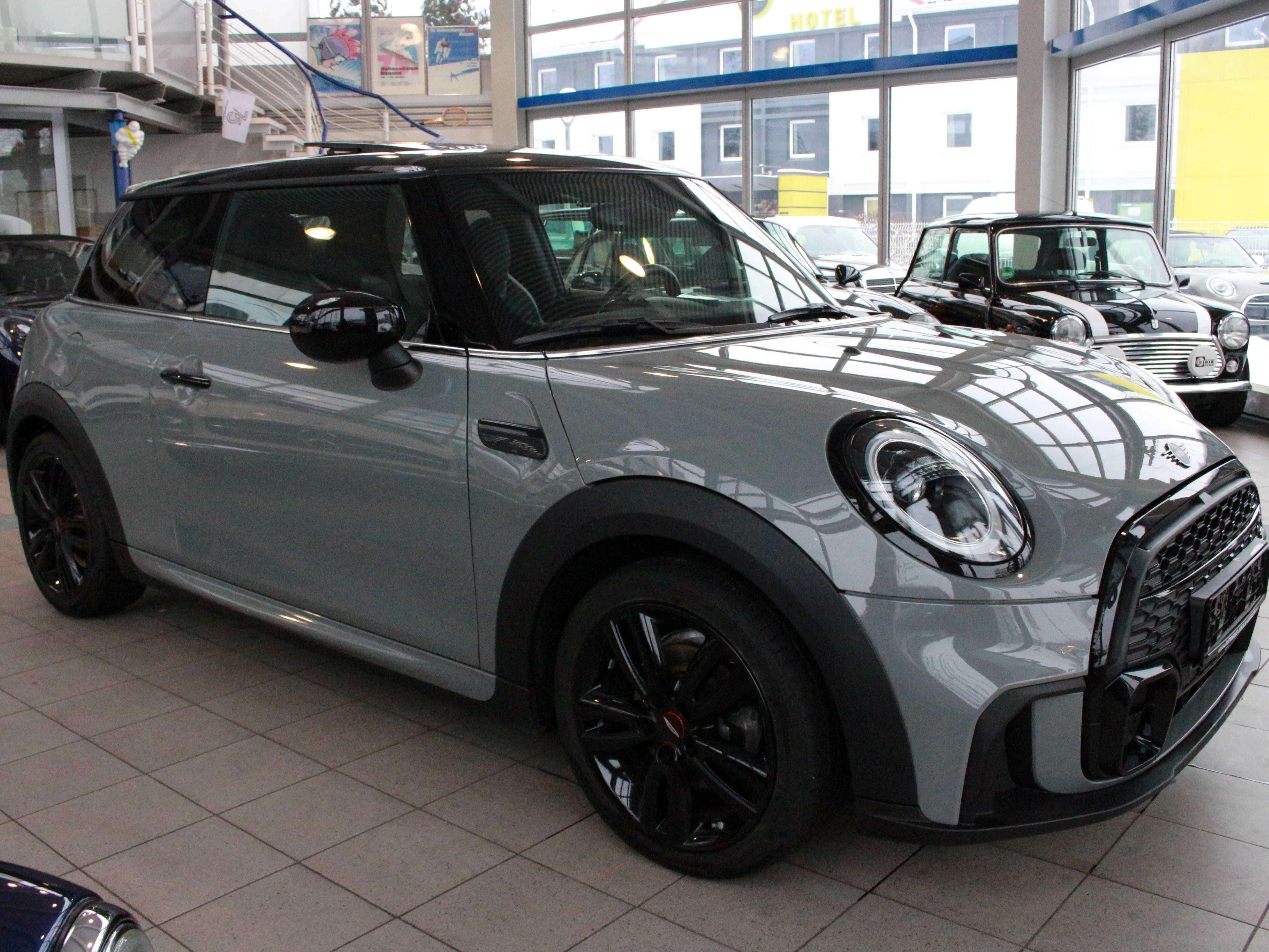 Second hand Mini Cooper 1.5