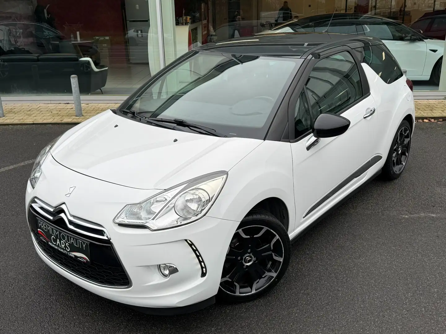 Citroen DS3 TREKHAAK / SENSOREN / AIRCO / CRUISECONTROL / Blanc - 1