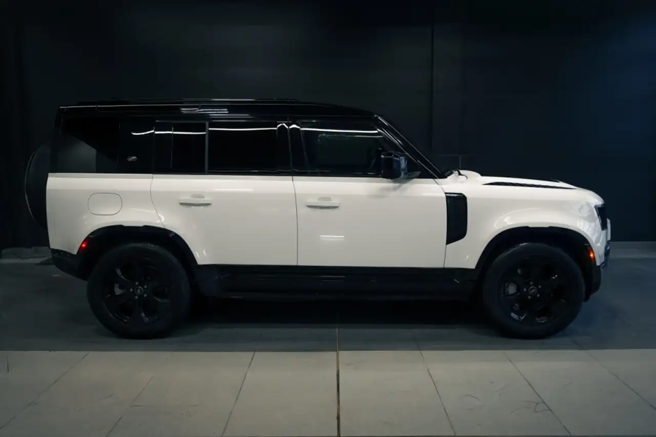 Land Rover Defender снимка Land Rover Defender
