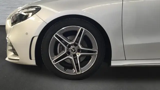 Mercedes-Benz B-Class view 5