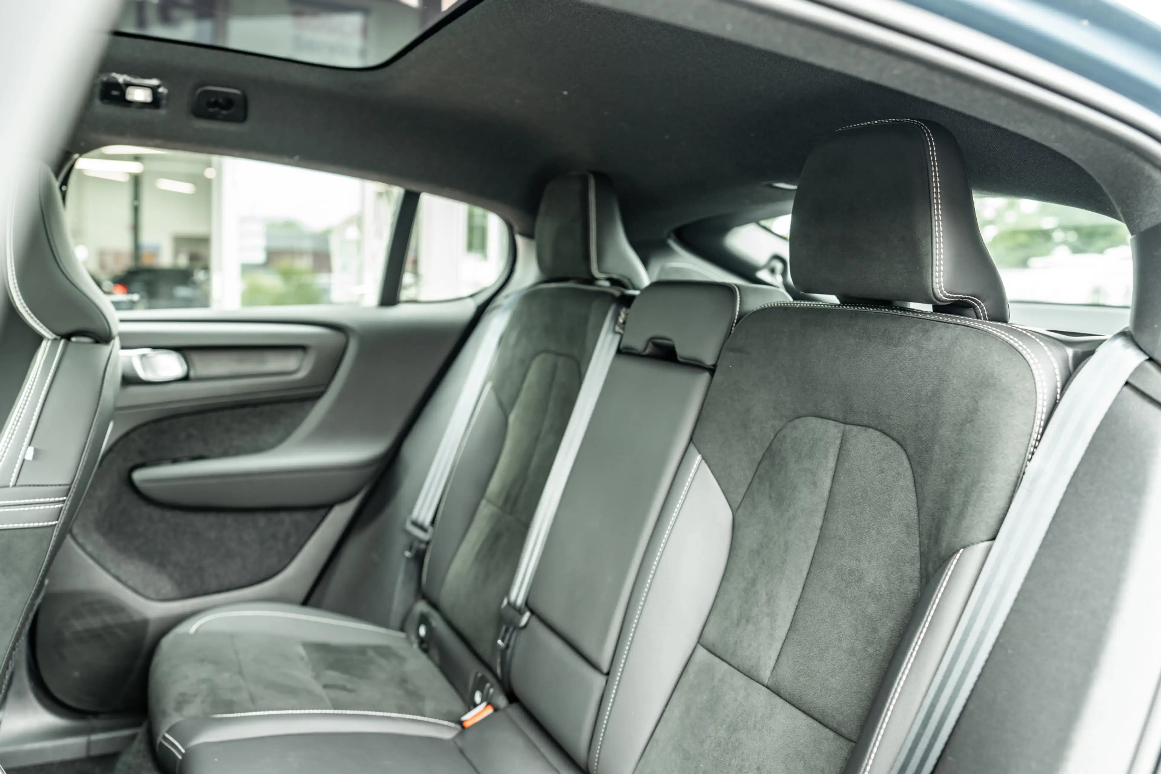 Volvo C40 Recharge Twin Ultimate 78 kWh | PANO | ACC | HK | — photo 11