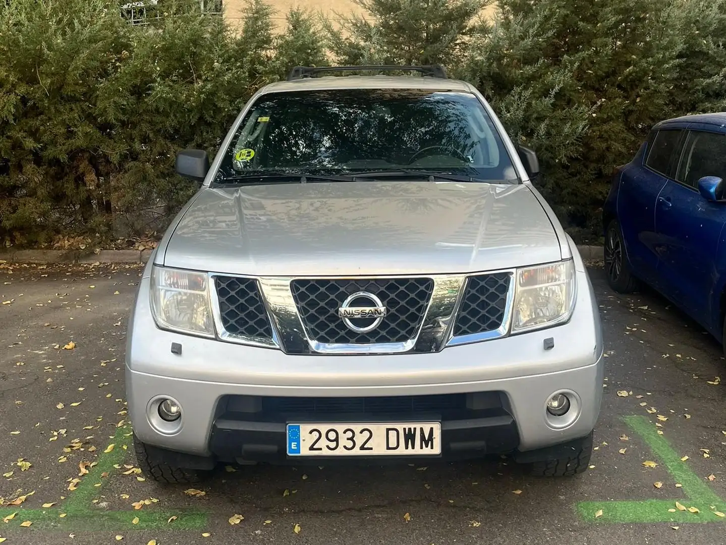 Nissan Pathfinder Pathfinder 2.5dCi SE SE Srebrny - 1