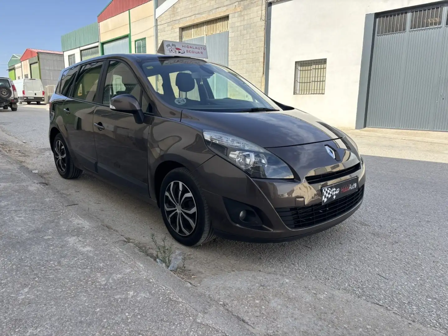 Renault Scenic 1.5dCi Expression 105 Braun - 2