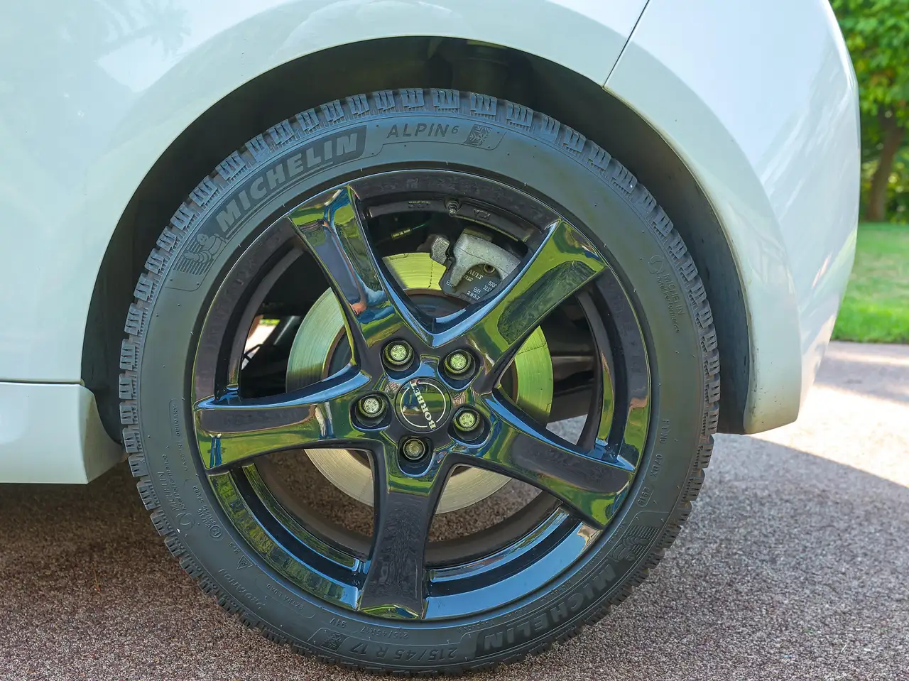 Renault Clio R.S. — photo 18