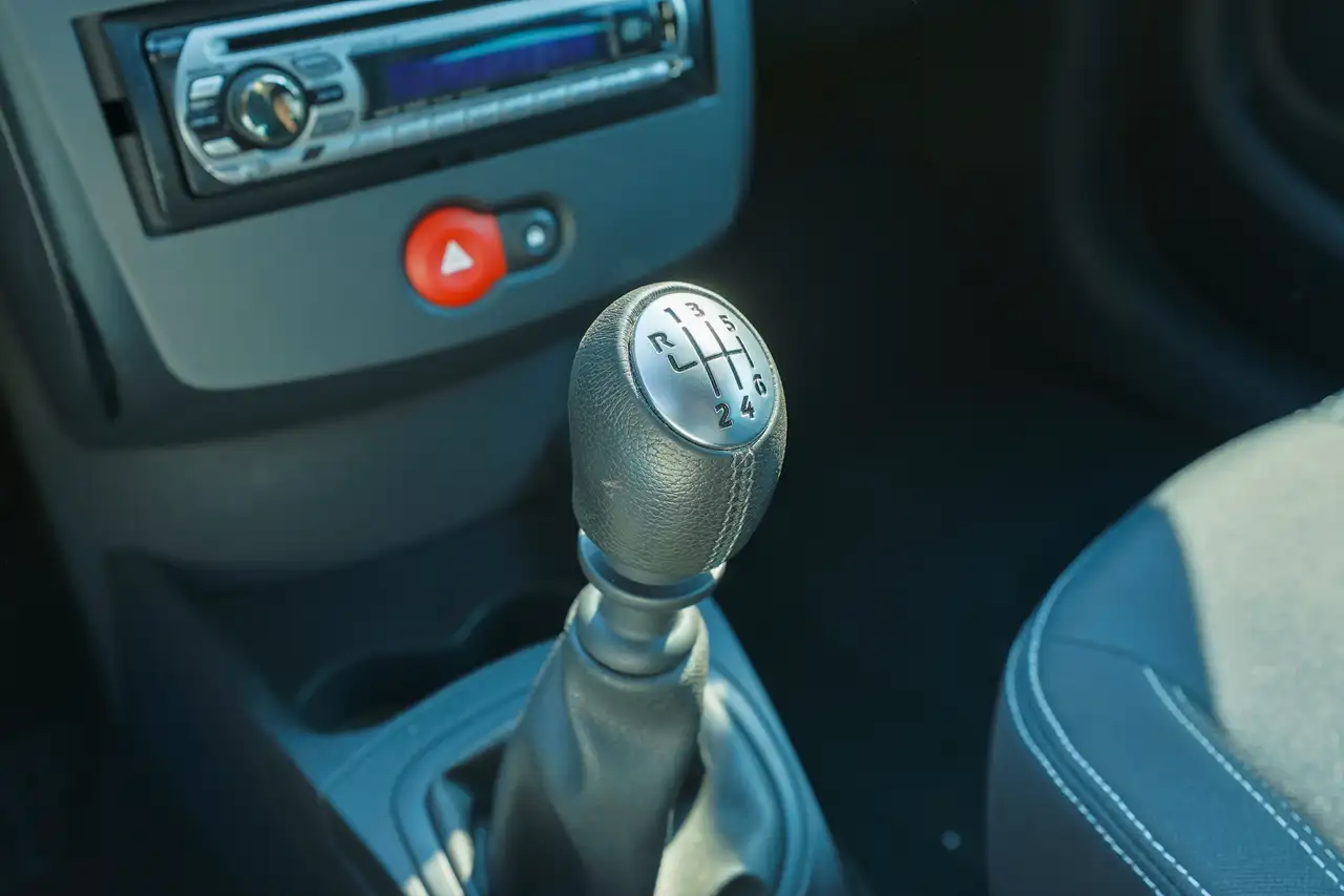 Renault Clio R.S. — photo 35