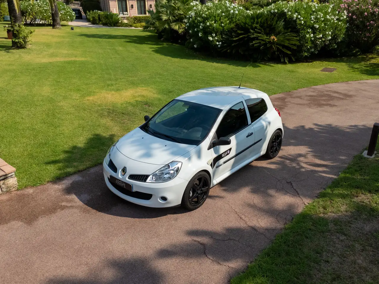 Renault Clio R.S. — photo 16
