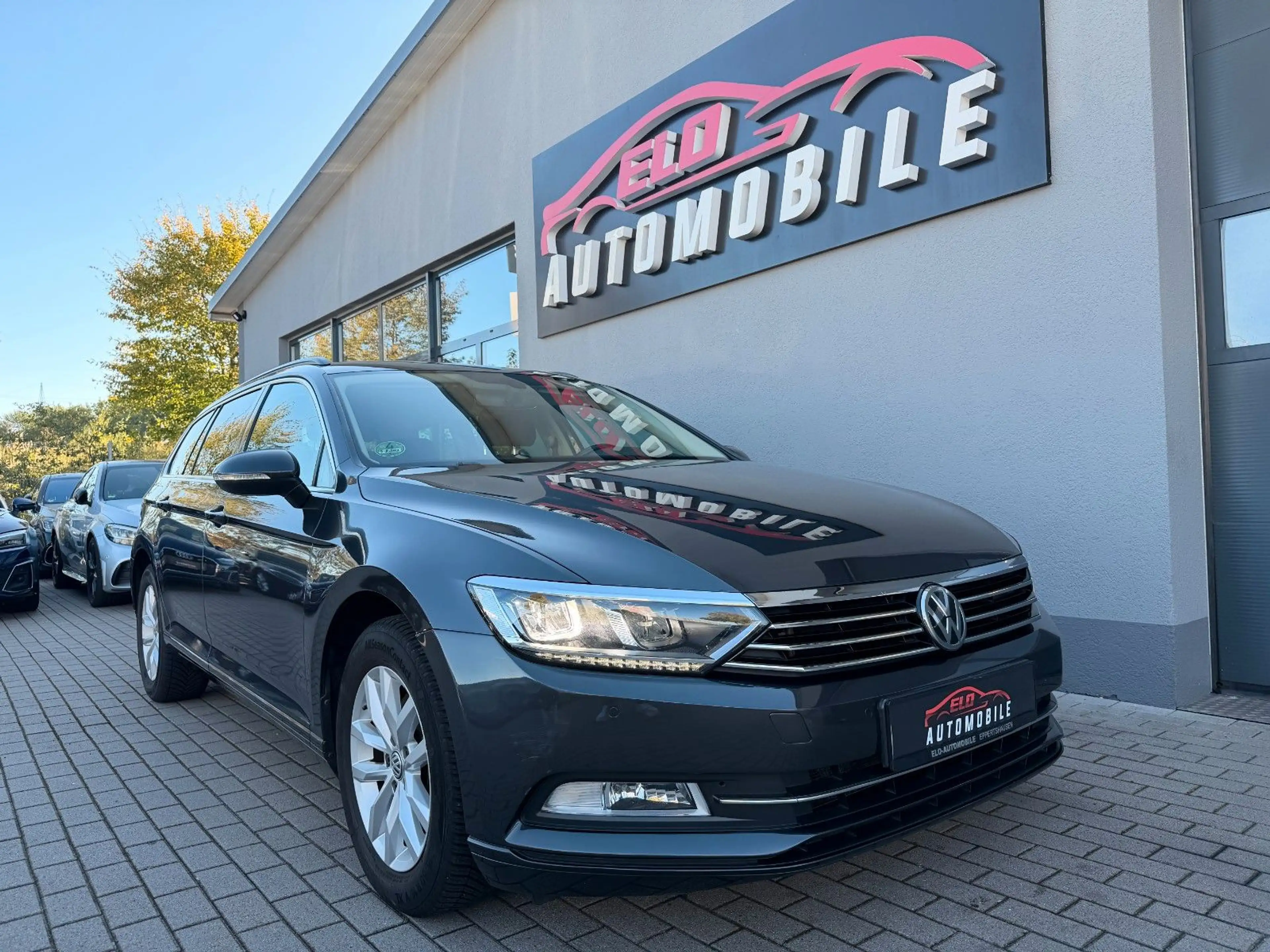 Volkswagen Passat Variant DSG*LED*ACC*Scheinwerfer LED* — photo 7