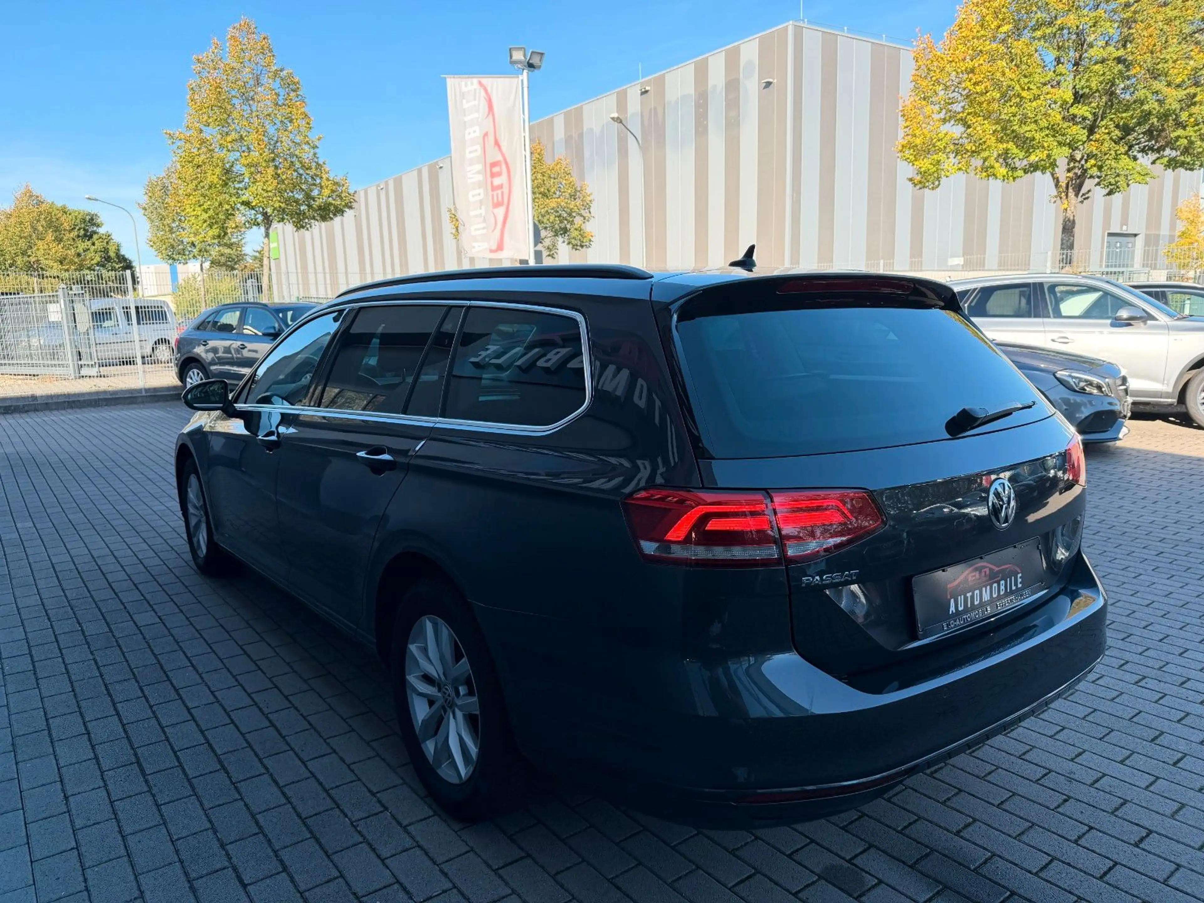 Volkswagen Passat Variant DSG*LED*ACC*Scheinwerfer LED* — photo 4