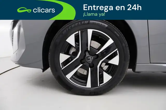 Peugeot 208 view 11