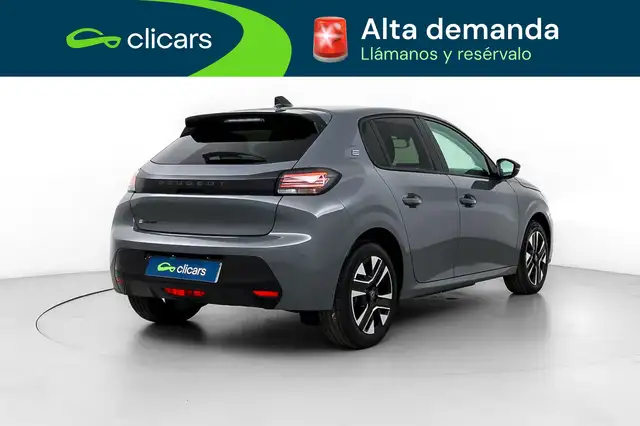 Peugeot 208 view 5