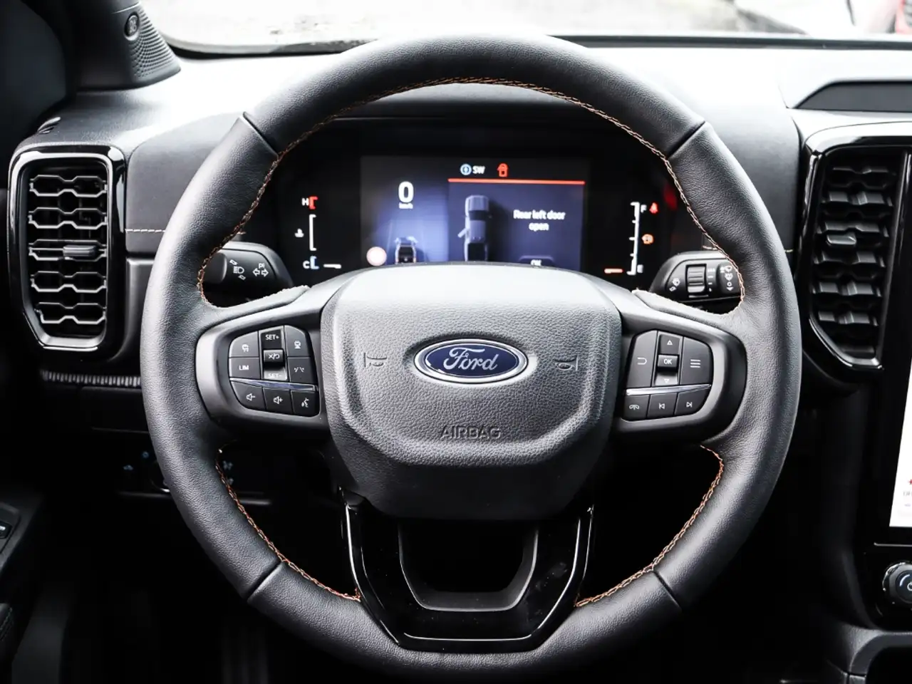 Ford Ranger Wildtrak X 205PS EcoBlue man. Rollo Techno 93 Wild 6