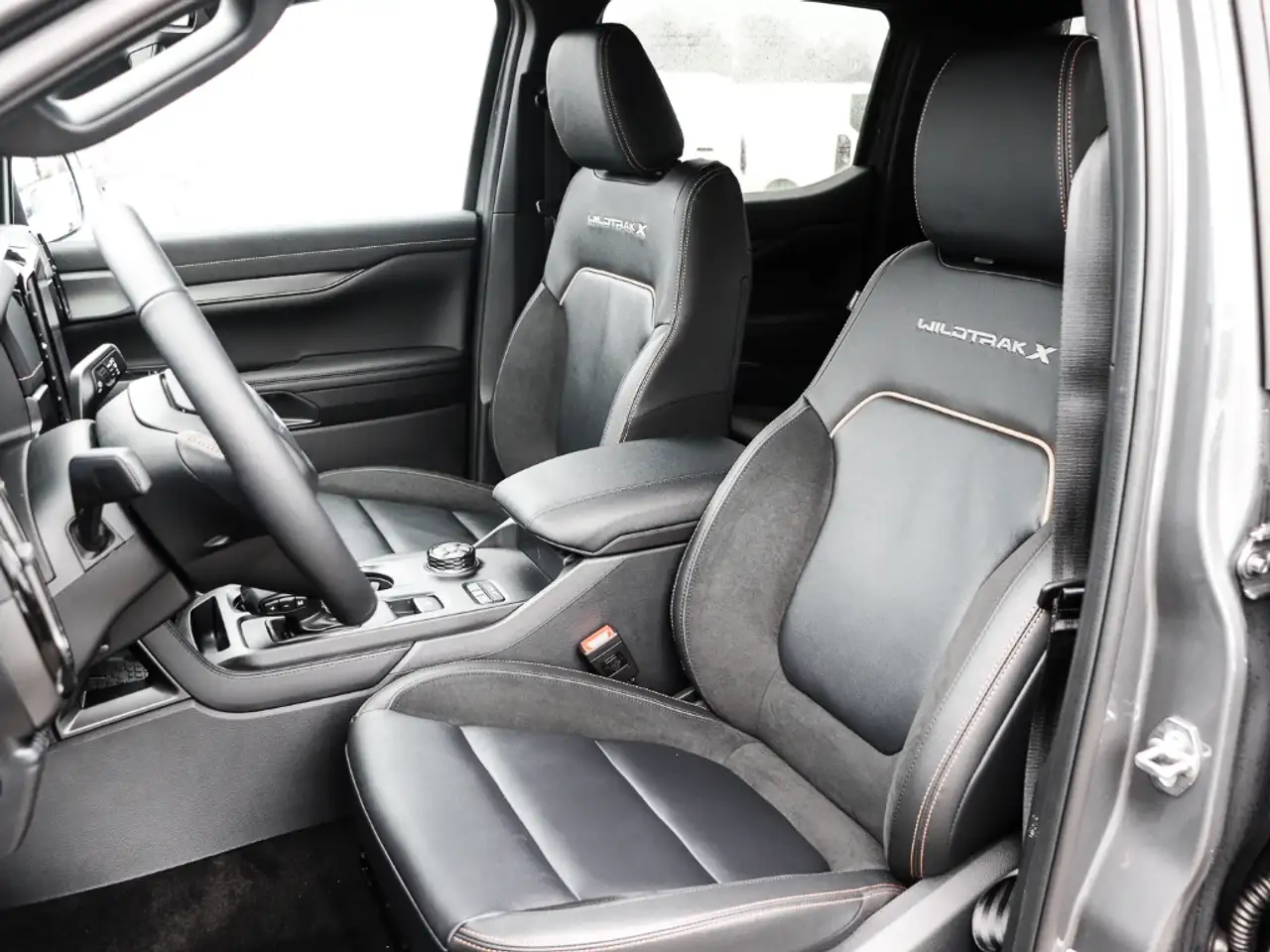 Ford Ranger Wildtrak X 205PS EcoBlue man. Rollo Techno 93 Wild 7