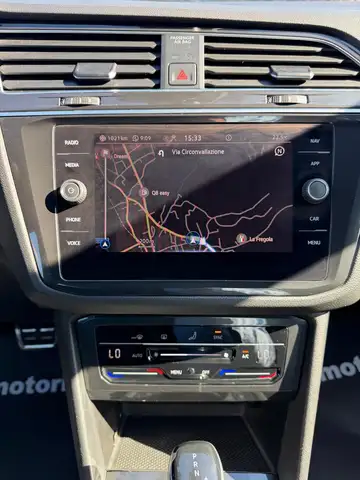 Volkswagen Tiguan view 9