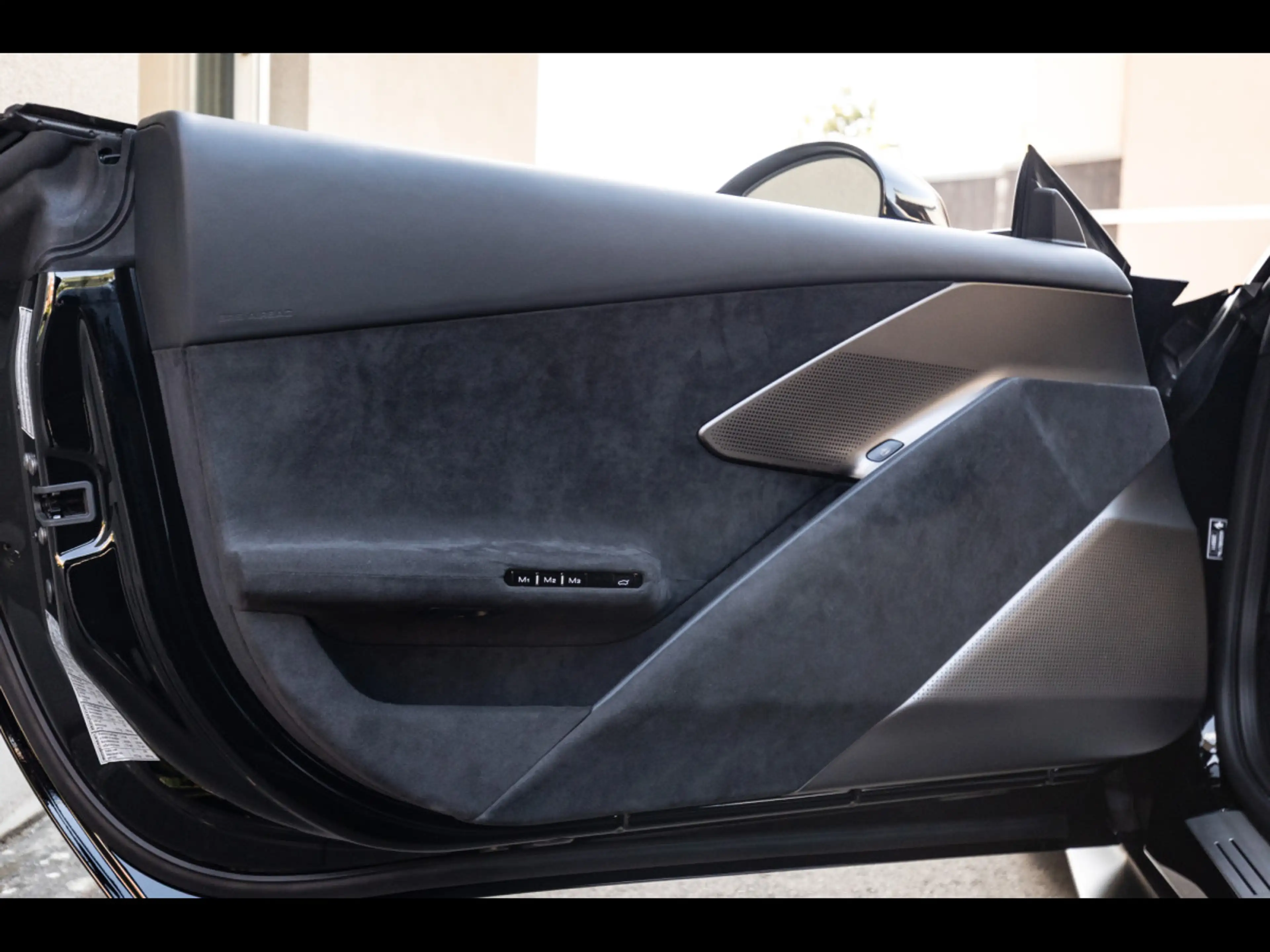 Ferrari Amalfi 3.9 V8°LIFT°360°BURMESTER°ACC°CARBON°DISPLAY°SPEC — photo 8