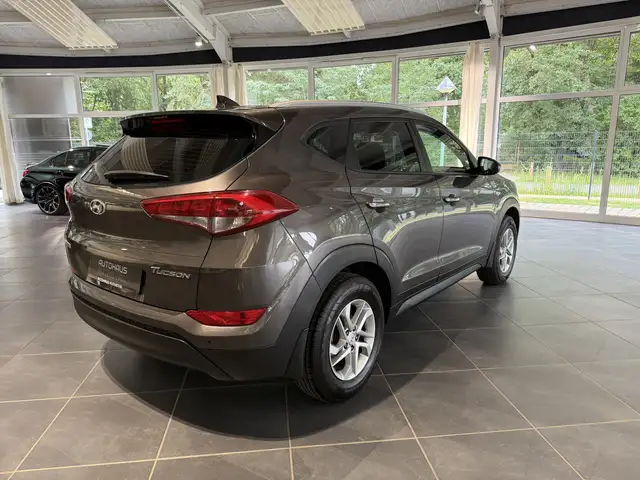 Hyundai Tucson view 6