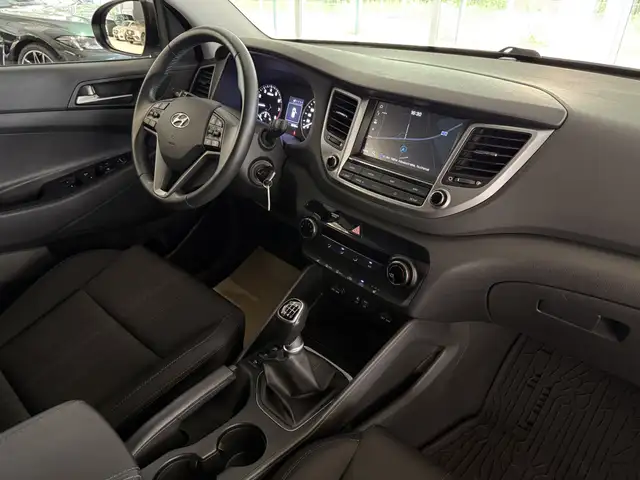 Hyundai Tucson view 8