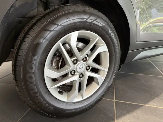 Hyundai Tucson view 7