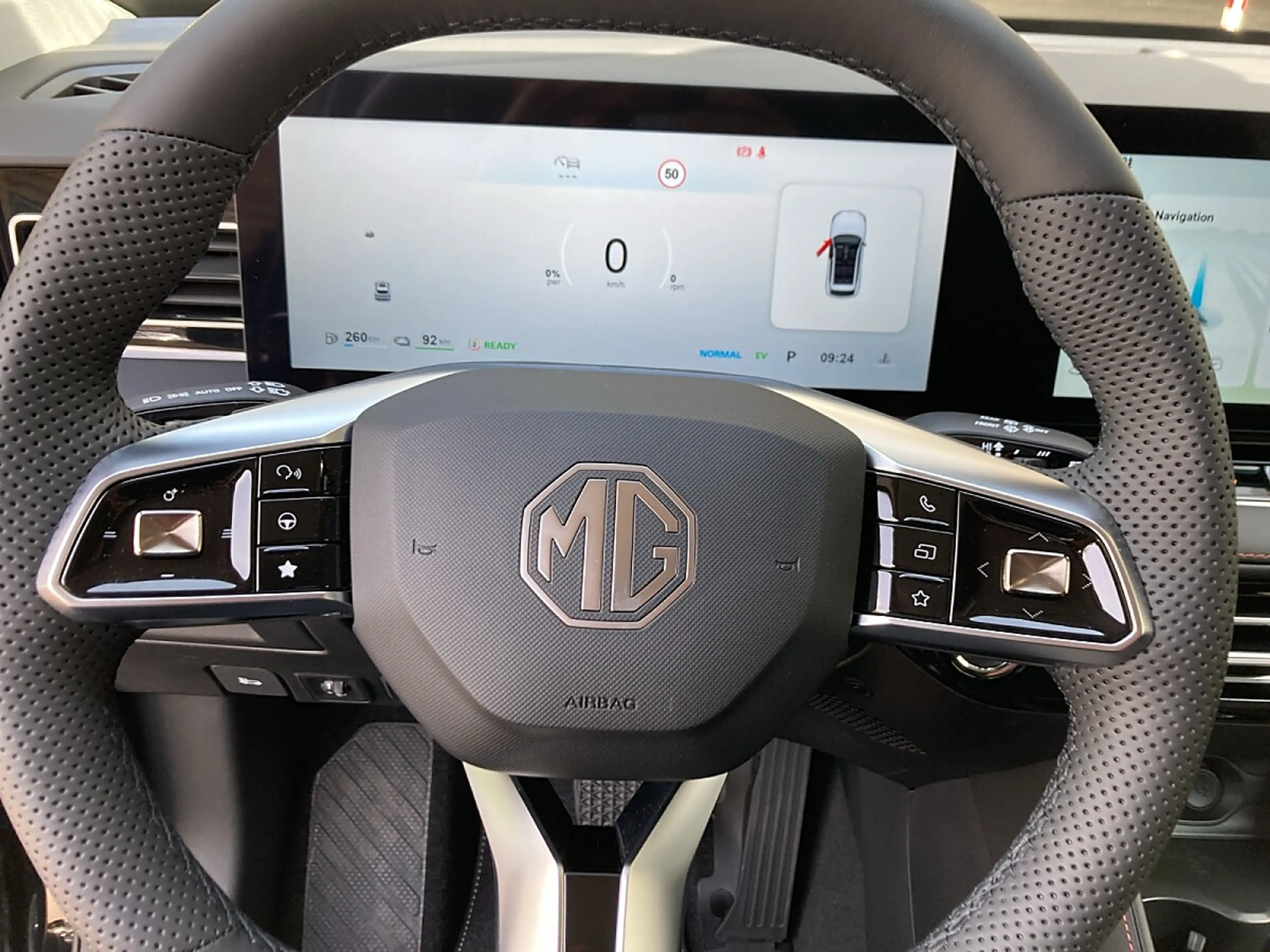 MG HS PHEV+ Luxury 21,4kWh Aut. + Österreich Paket + ... — photo 7