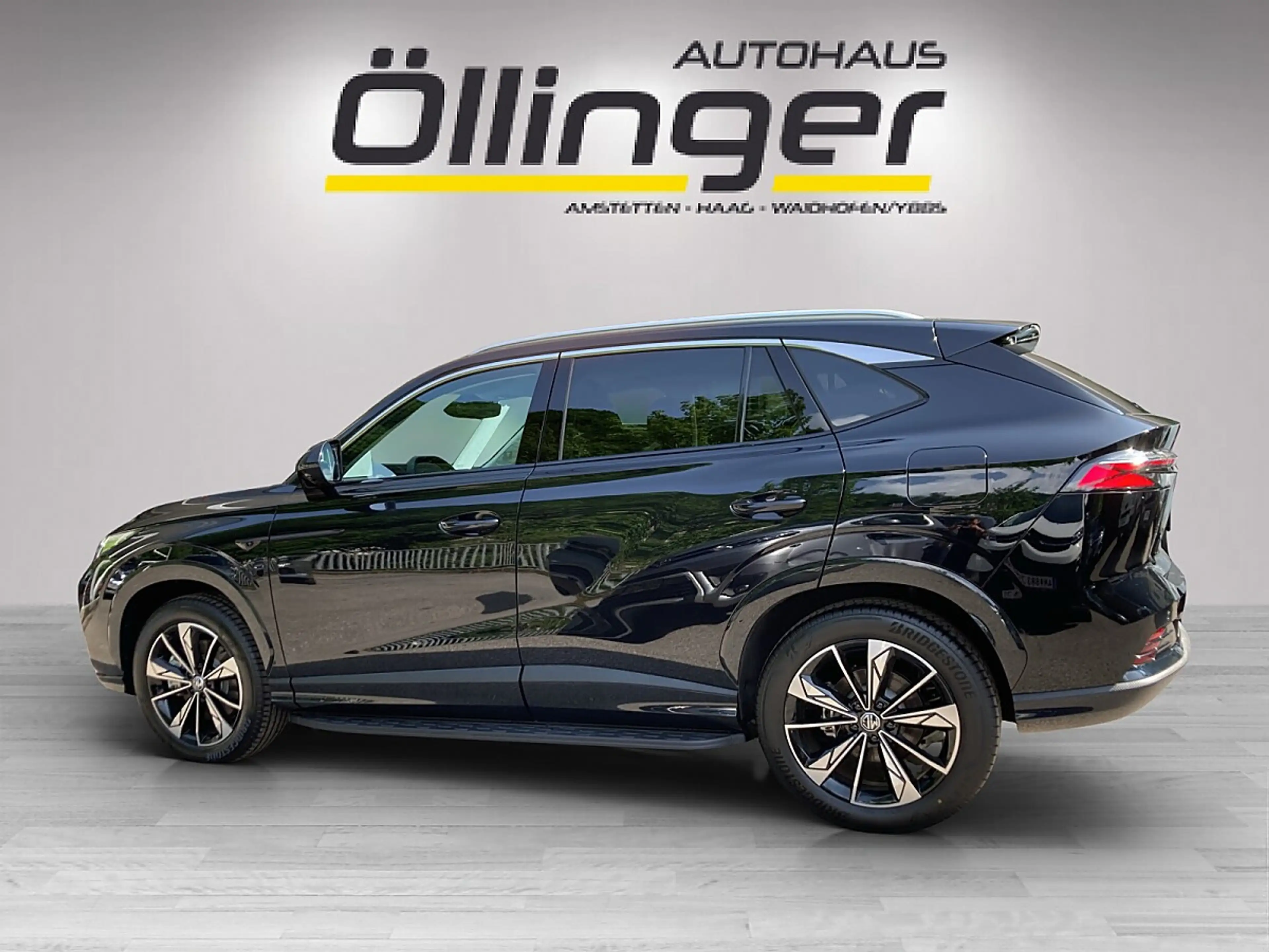MG HS PHEV+ Luxury 21,4kWh Aut. + Österreich Paket + ... — photo 2
