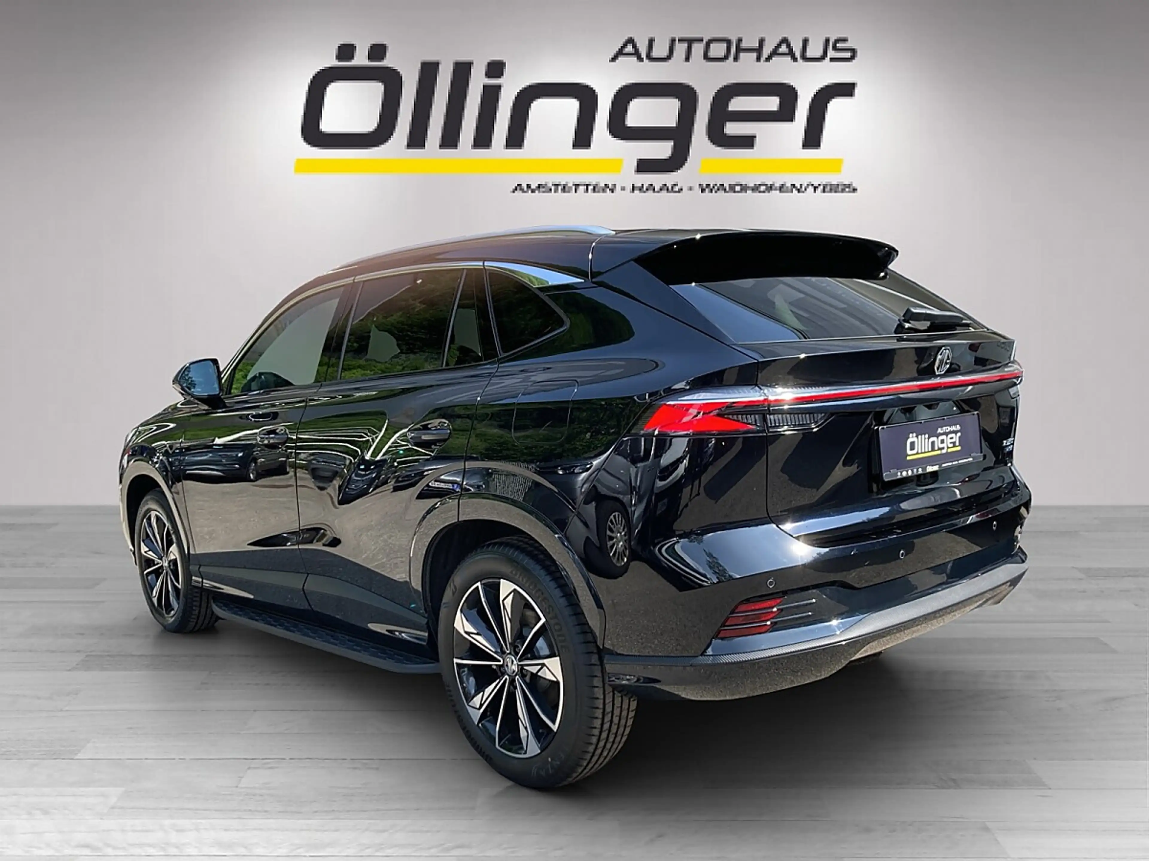 MG HS PHEV+ Luxury 21,4kWh Aut. + Österreich Paket + ... — photo 3