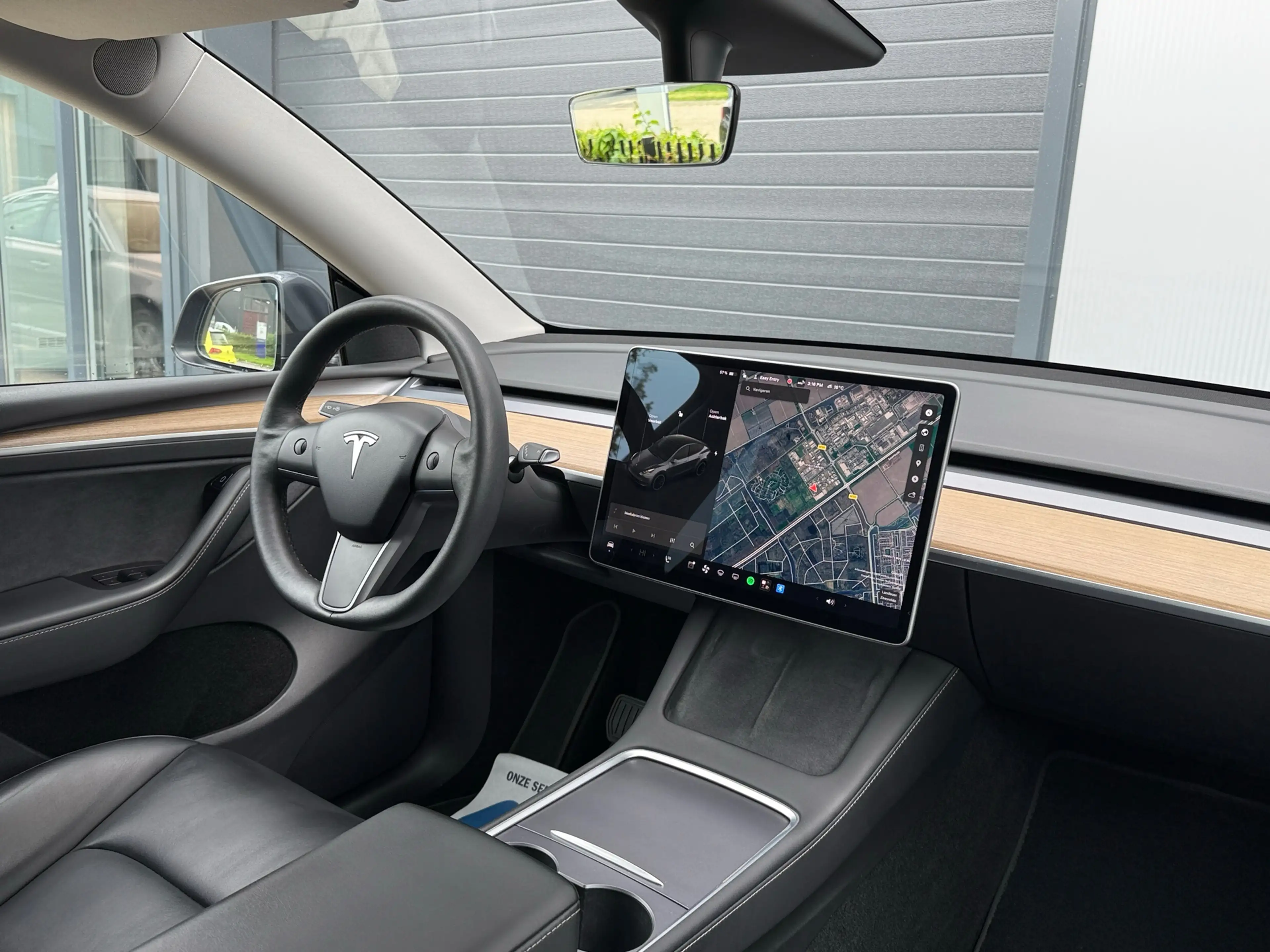 Tesla Model Y Long Range AWD 75 kWh / WINTERPAKKET / FSD — photo 15