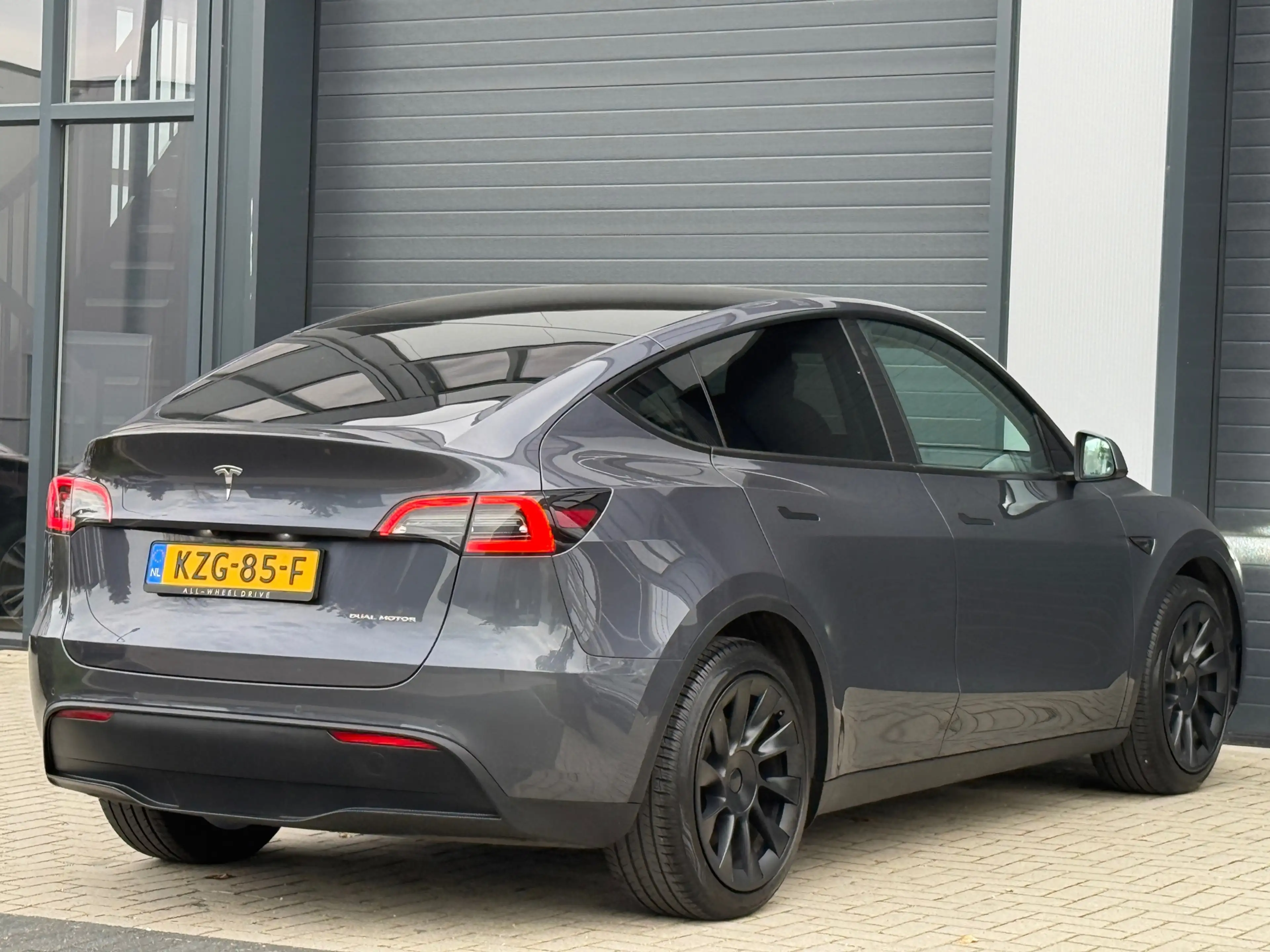 Tesla Model Y Long Range AWD 75 kWh / WINTERPAKKET / FSD — photo 5