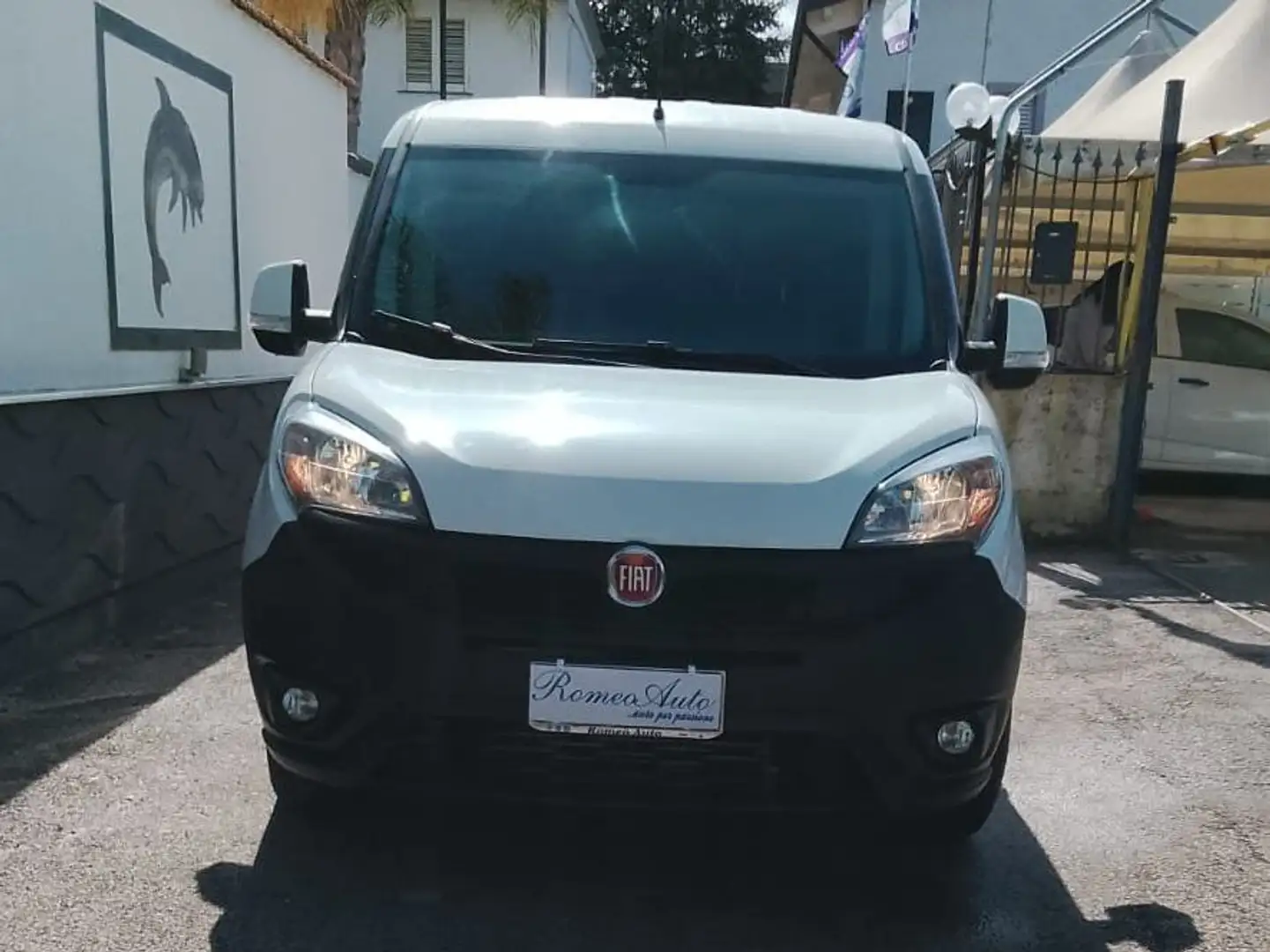 Fiat Doblo 1.4 tjt 16v natural power Easy 120cv 3 posti max Blanc - 2