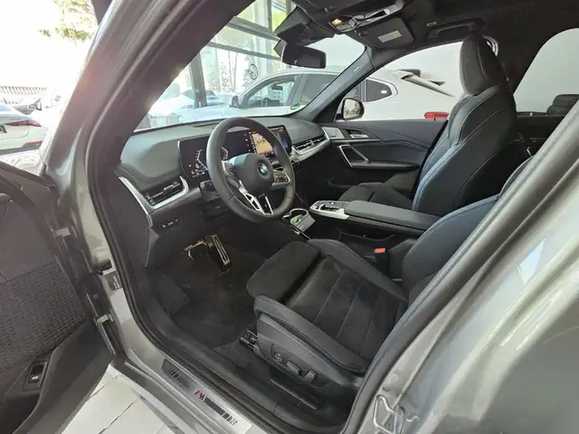 BMW X1 view 13