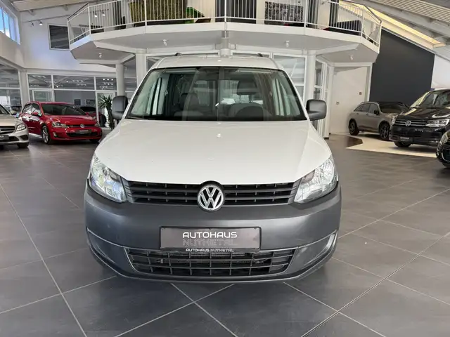 Volkswagen Caddy Maxi view 2