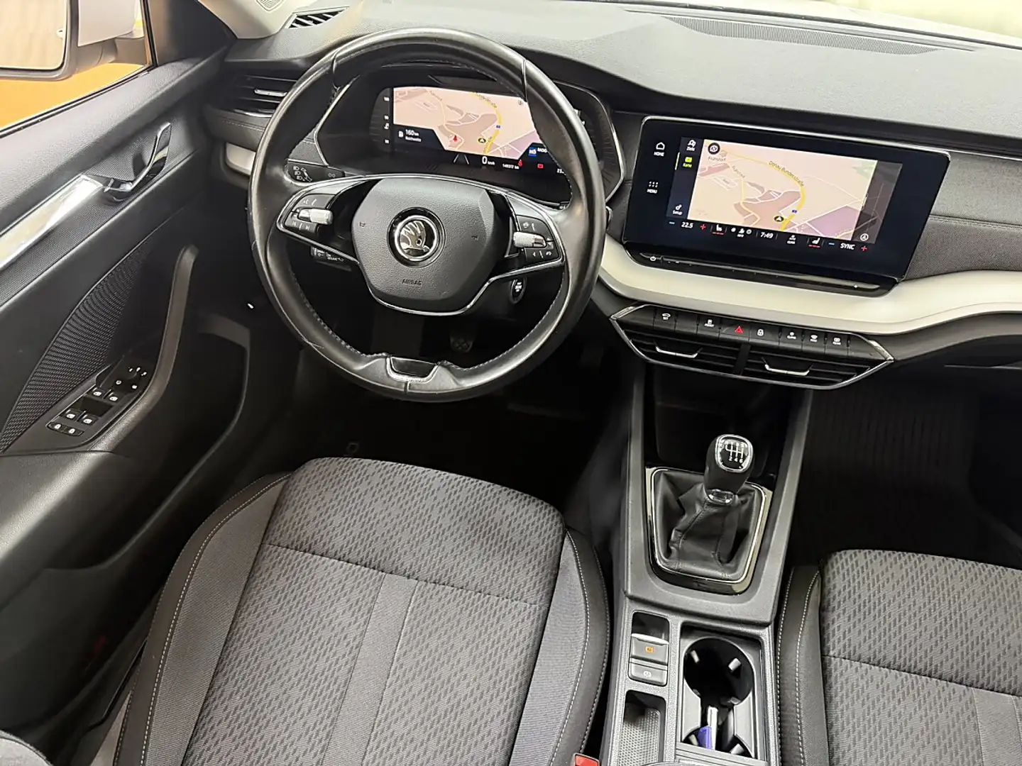 Skoda Octavia 2.0 TDI DPF Style Weiß - 2