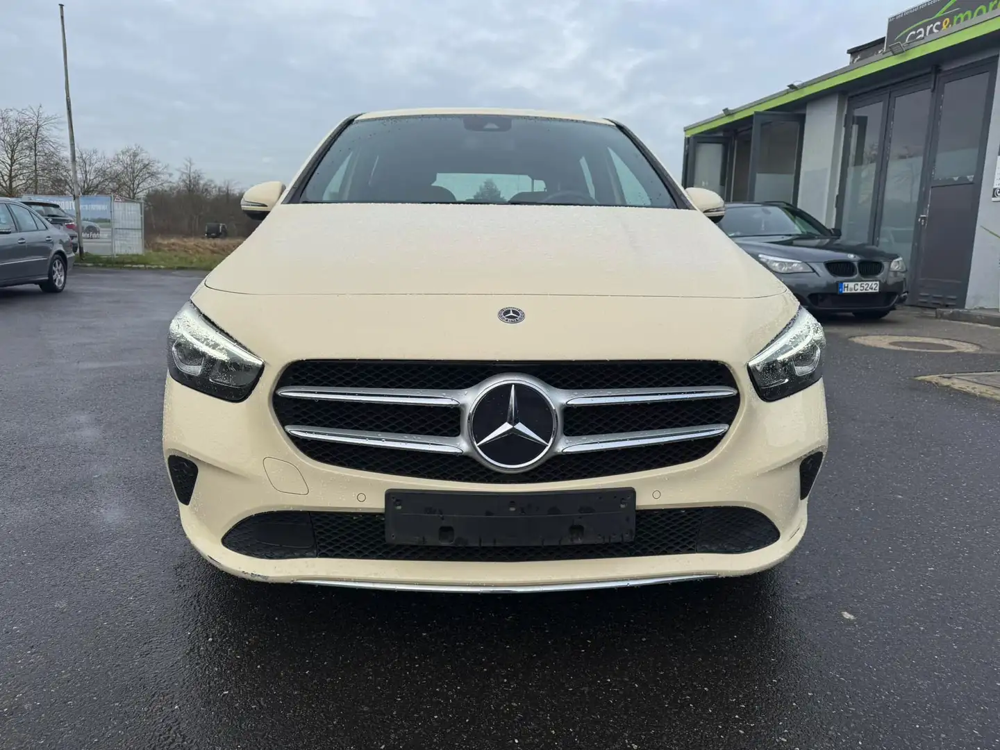 Mercedes-Benz B 180 B 180 d (247.003) Beige - 2