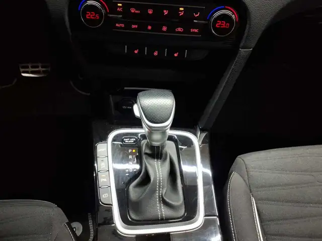 Kia Unknown Model view 10