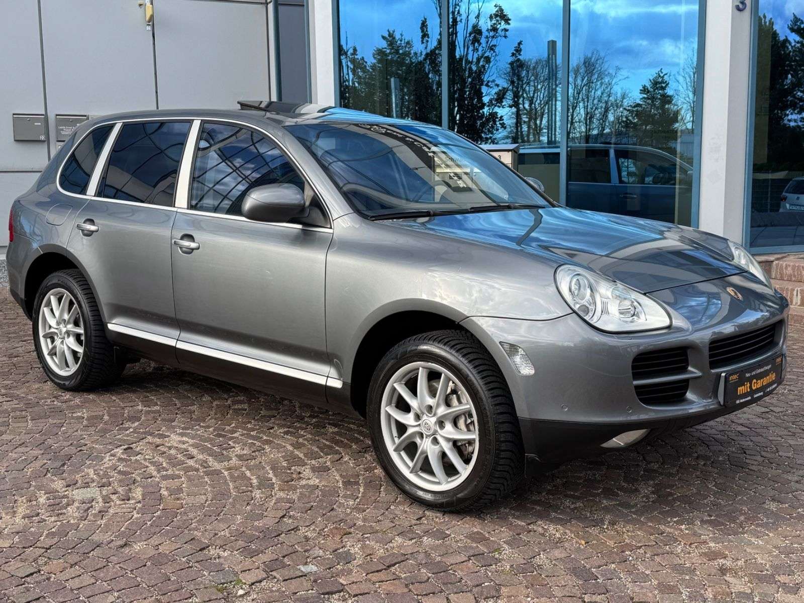 Second hand Porsche Cayenne 